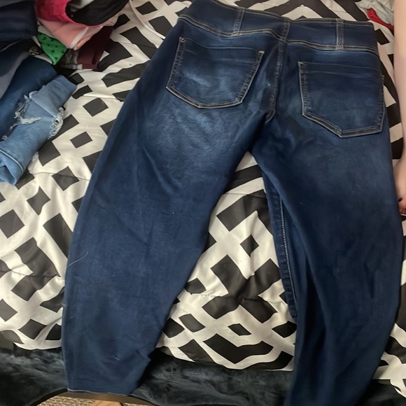 jeans - Picture 2 of 2